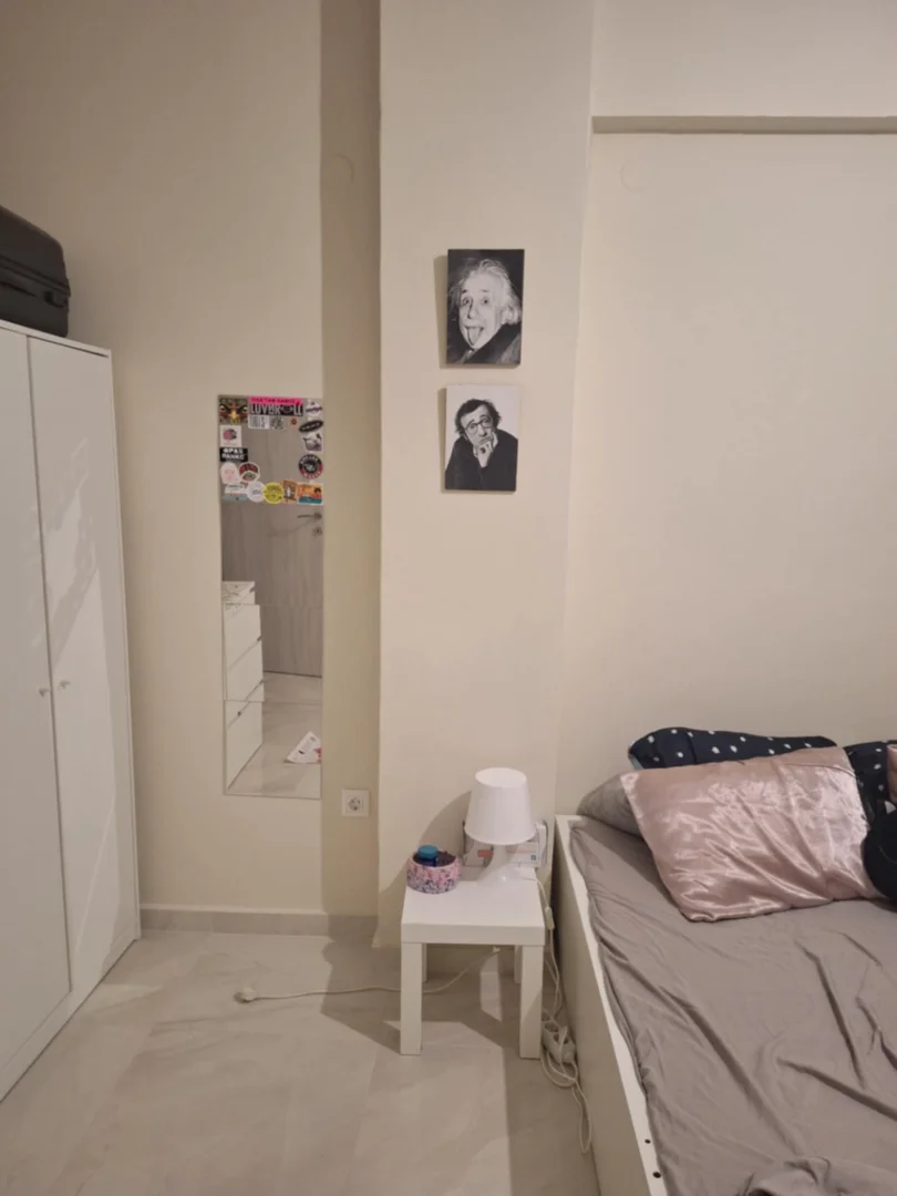 Room photo 2